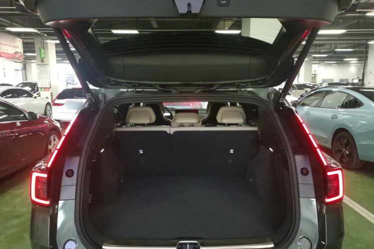 Used Volvo Volvo XC70 Plug-in Hybrid 2026 Model Four-Wheel Drive Long-Range Ultra