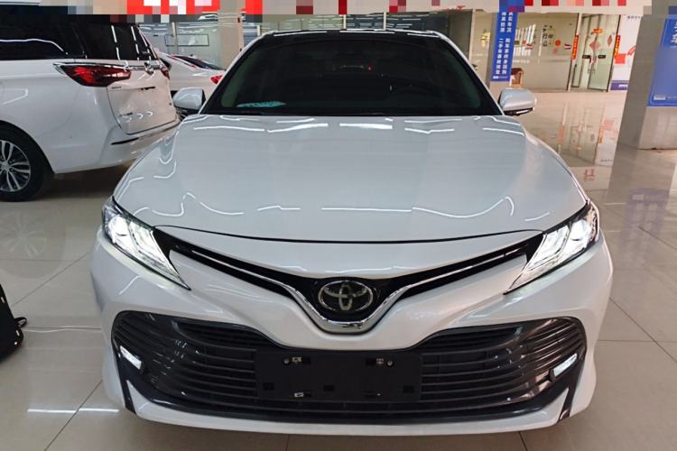 Used Toyota Camry 2018 2.5G Luxury Edition
