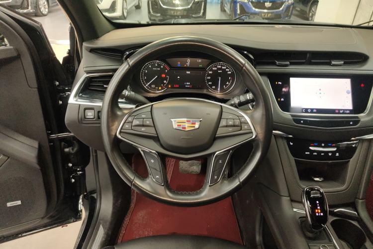 Used Cadillac XT5 2022 2.0T Two-Wheel Drive Luxury Version
