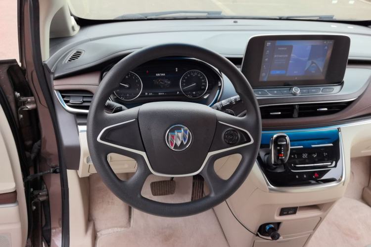 Used Buick GL8 2023 Land Executive Class Comfort Model