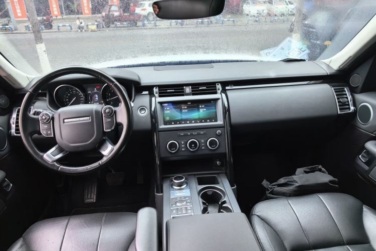 Used Land Rover Discovery 2018 3.0 SC V6 SE