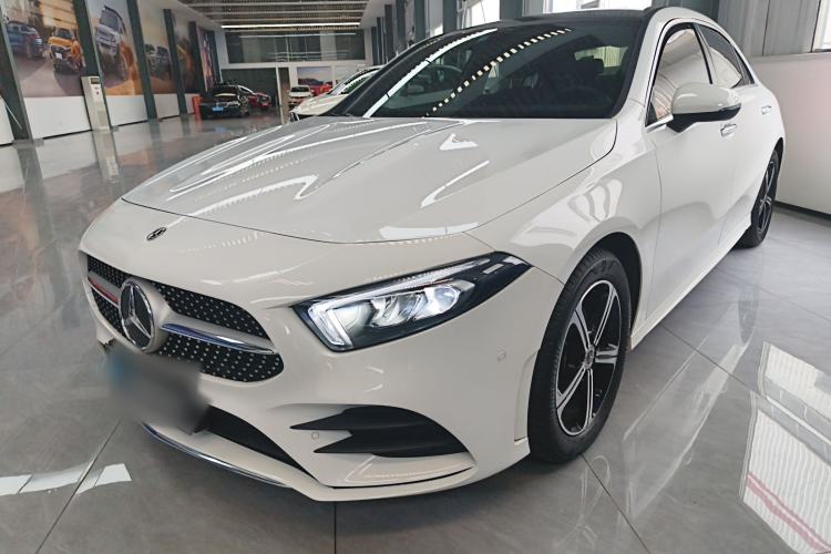 Used Mercedes-Benz A-Class 2022 Revised Version A 200 L Sport Sedan Fashionable Style