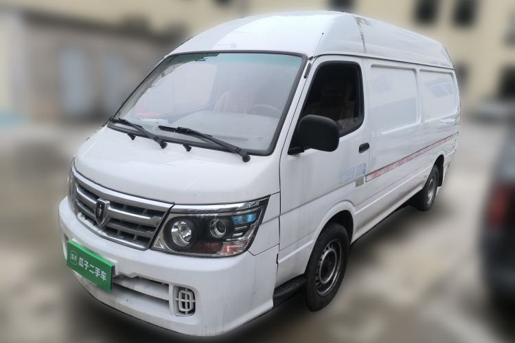 Used Jinbei Hiace 2020 2.0L Xiangyun Series Luxury Van High Roof China VI Standard Model 1TZS