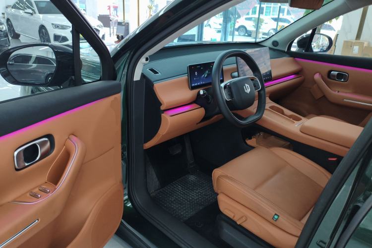 Used Leapmotor C16 2024 Range-Extended 200 Luxury Edition Driver Seat