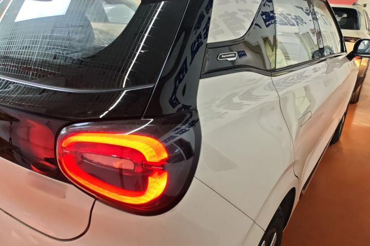 Used Dongfeng NAMMI 01 2024 New Edition 330 Air Right Rear Taillight