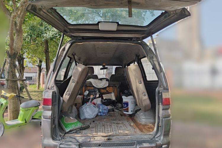 Used FORTHING Lingzhi 2012 Commercial Version 1.6L Special Offer Model
