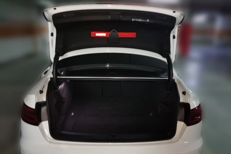 Used Audi A4L 2019 40 TFSI Ambition China VI Trunk