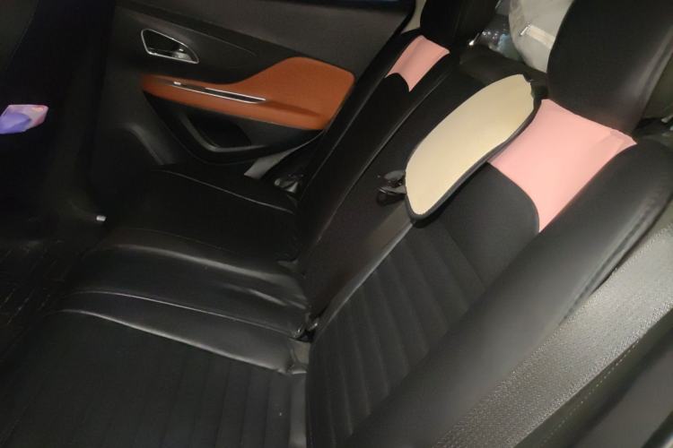 Used Buick Encore 2014 1.4T Automatic Two-Wheel Drive Urban Elite Model Left Rear Seat