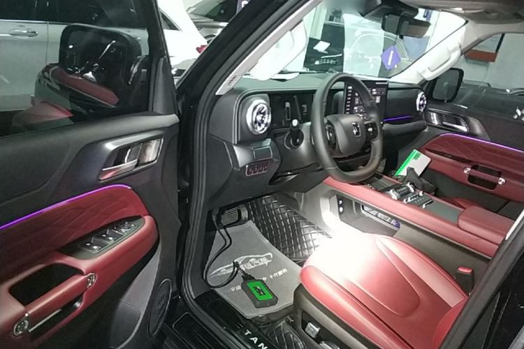 Used Tank 300 2025 2.0T Challenger