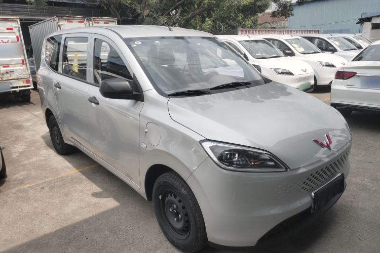 Used Wuling Hongguang New Energy 2025 Extended-Range Hybrid 50 km Standard Version