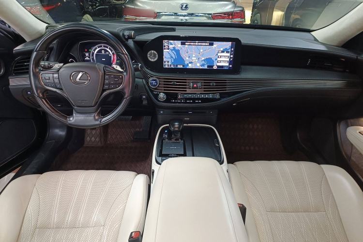 Used Lexus LS 2021 500h Executive Edition
