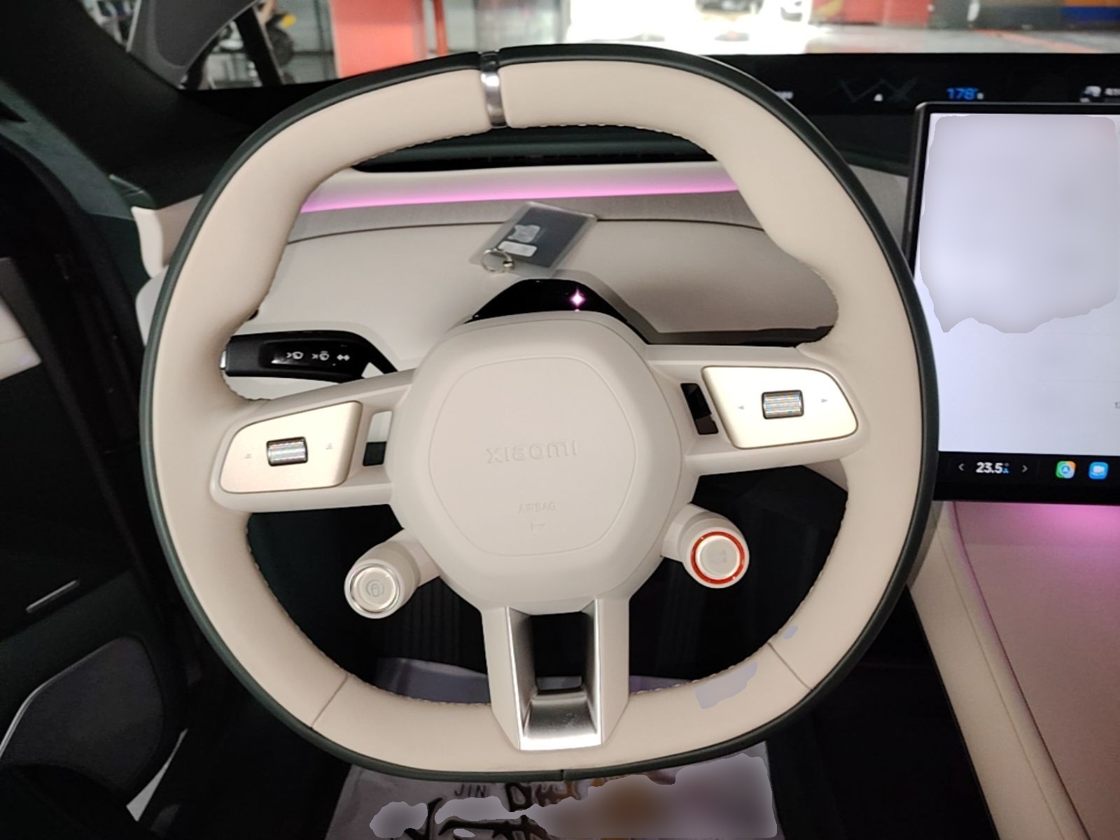 Xiaomi Auto YU7 2025 Ultra-Long Range High-Performance All-Wheel-Drive Max Edition — снимка 13