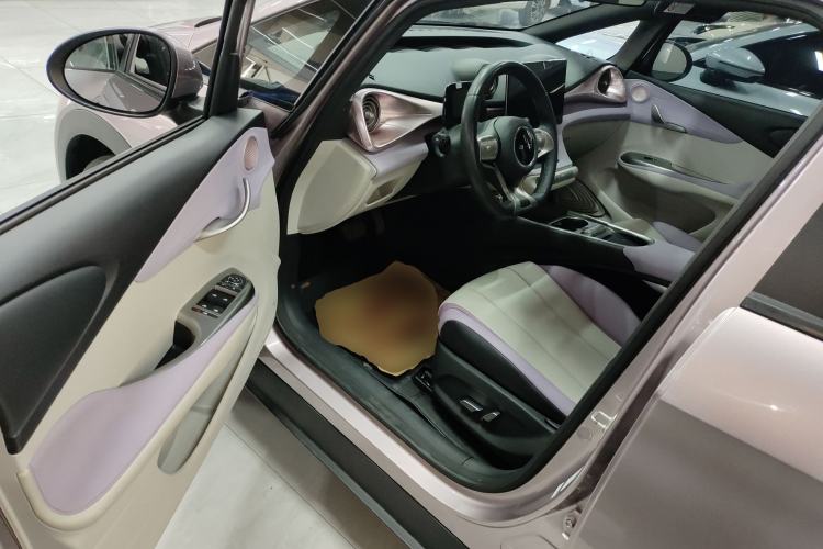 Used BYD Dolphin 2021 405 km Fashion Edition
