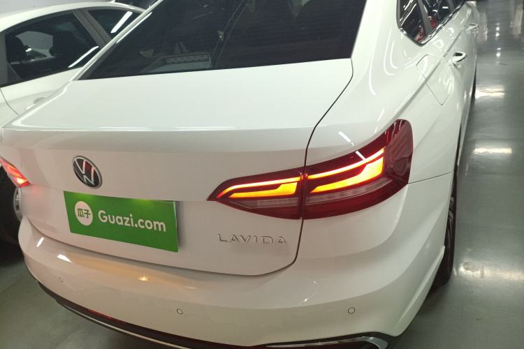 Used Volkswagen Lavida 2023 300TSI DSG Full-Comfort Edition