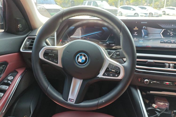 Used BMW i3 2024 eDrive 35 L
