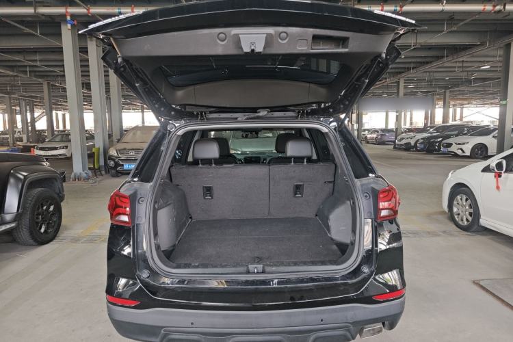 Used Chevrolet Equinox 2021 535T Chijie Edition Trunk
