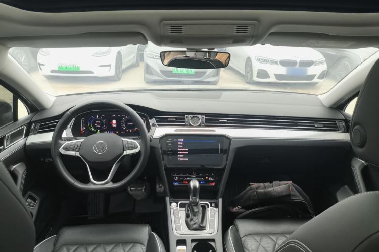 Used Volkswagen Magotan GTE Plug-in Hybrid 2022 GTE Luxury Model