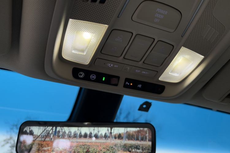 Used Buick GL8 2022 ES Landtrek 653T Luxury Edition
