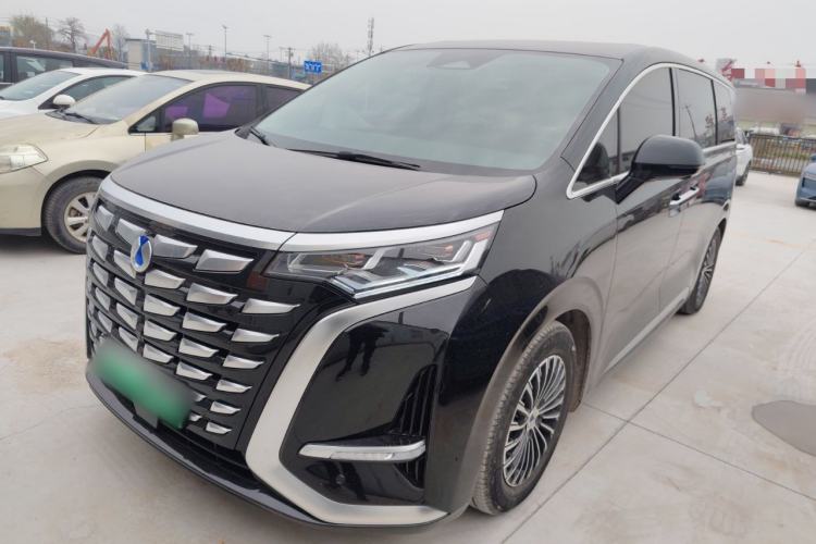 Used Denza D9 2024 DM-i 970 Luxury Model