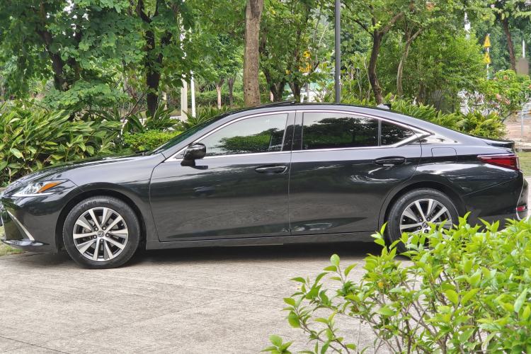 Used Lexus ES 2020 200 Excellence Edition