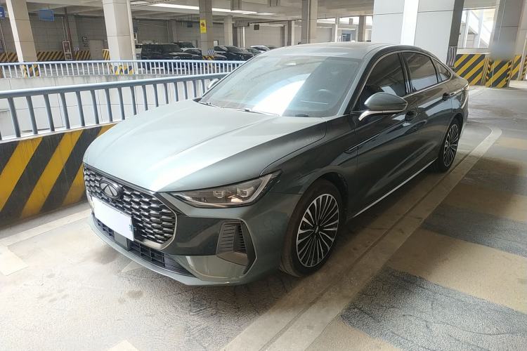 Used Chery Fengyun A8L 2025 1.5 TGDI 145 km Luxury Version