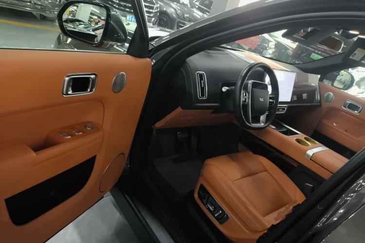 Used Li Auto L8 2023 Pro Model