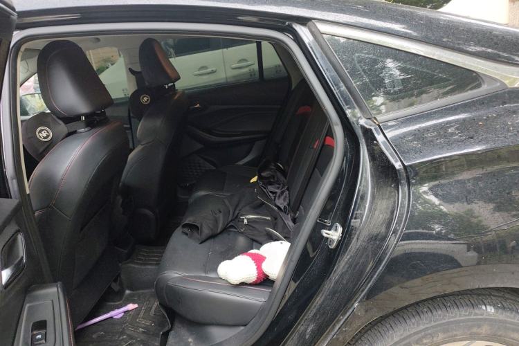 Used MG 5 2022 180 DVVT CVT Youth Luxury Edition