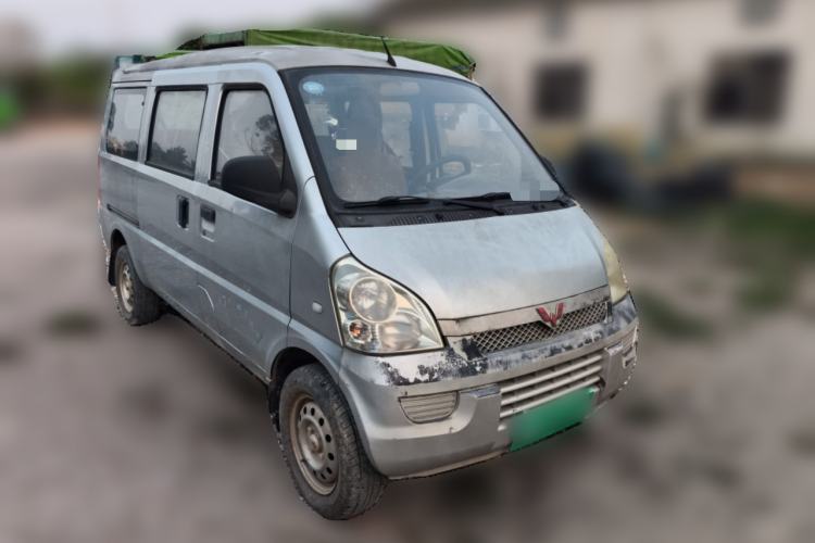 Used Wuling Rongguang 2011 1.2L Base Version
