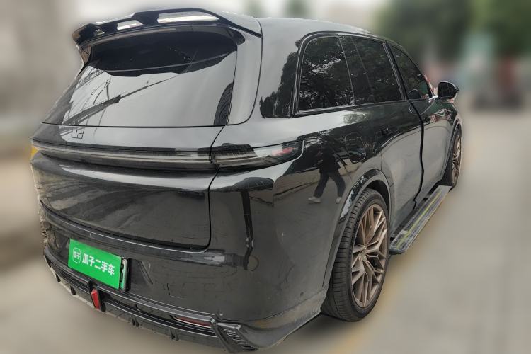 Used Li Auto L8 2023 Pro Model
