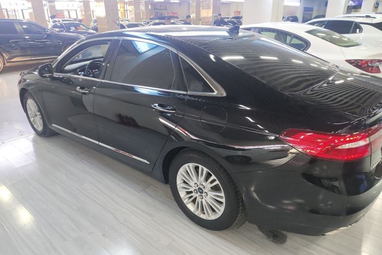 Used Ford Taurus 2017 EcoBoost 245 Fashion Edition
