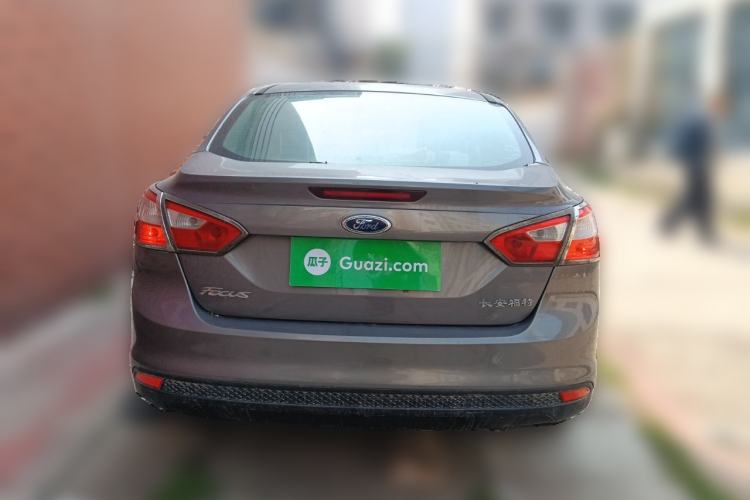 Used Ford Focus 2012 Sedan 1.6L Manual Comfort Model
