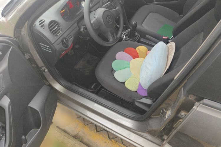 Used Volkswagen Jetta 2013 1.6L Manual Fashion Edition