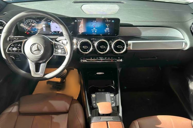 Used Mercedes-Benz GLB 2023 Refreshed GLB 200 Dynamic Edition