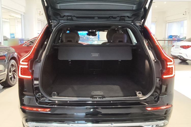 Used Volvo XC60 2025 B5 Four-Wheel Drive Smart & Advanced Luxury Edition