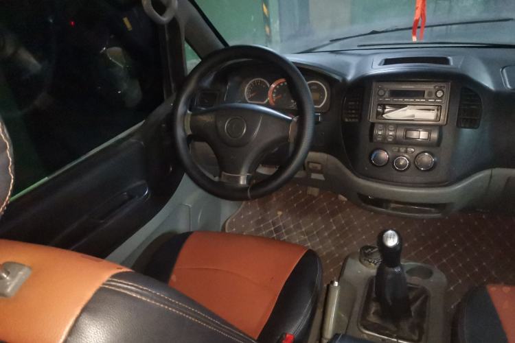 Used FORTHING Lingzhi 2012 Commercial Version 1.6L Special Offer Model
