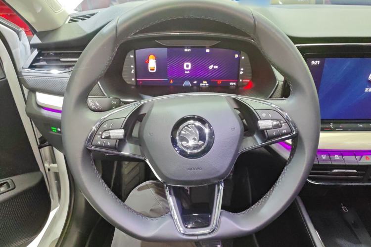 Used Skoda Octavia 2023 Revised PRO TSI280 Luxury Edition Steering Wheel