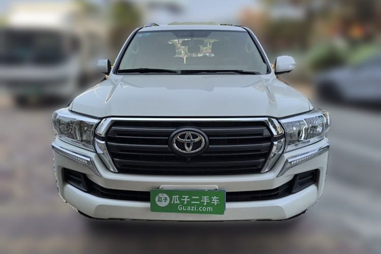 Used Toyota Land Cruiser  Front