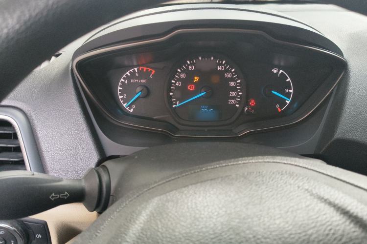 Used Ford Escort 2015 1.5L Manual Comfort Model
