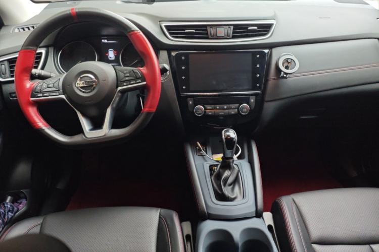 Used Nissan Qashqai 2022 2.0L CVT XV Premier Luxury Edition Center Console