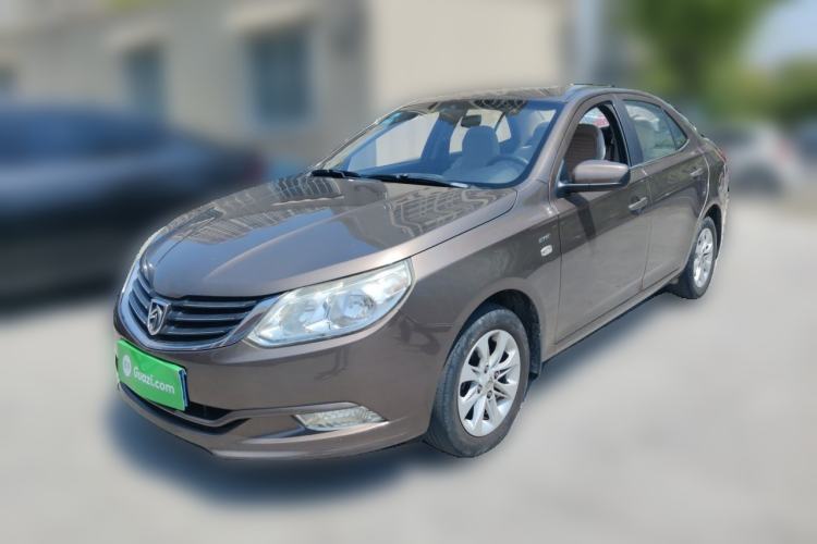 Used Baojun 630 2013 1.5L manual Entry-level trim