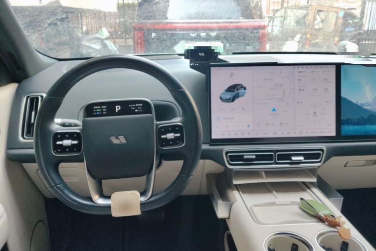 Used Li Auto L8 2024 Max
