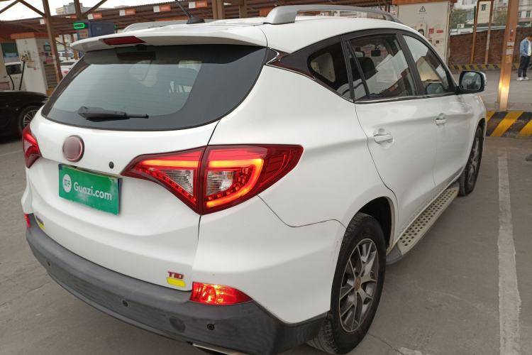 Used BYD Song 2018 1.5TID Automatic Smart Connect Prestige Model