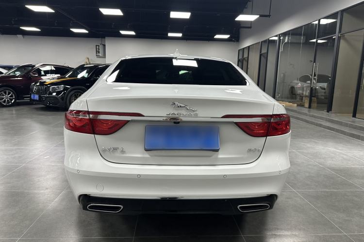 Used Jaguar XFL 2020 XFL 2.0T P200 Two-Wheel-Drive Elite Edition Exterior 6