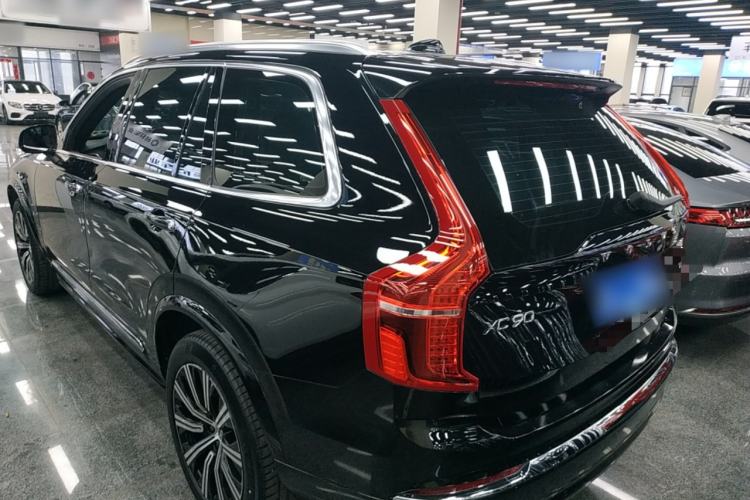 Used Volvo XC90 2023 B5 SmartDrive Luxury Edition 5 Seats Exterior 2