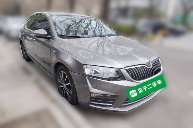Used Skoda Octavia 2017 1.6L Manual Smart Drive Edition