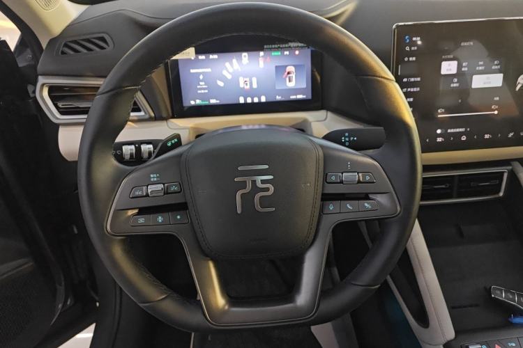 Used BYD Yuan UP 2025 Intelligent Driving Version 401 km Beyond-Range Edition