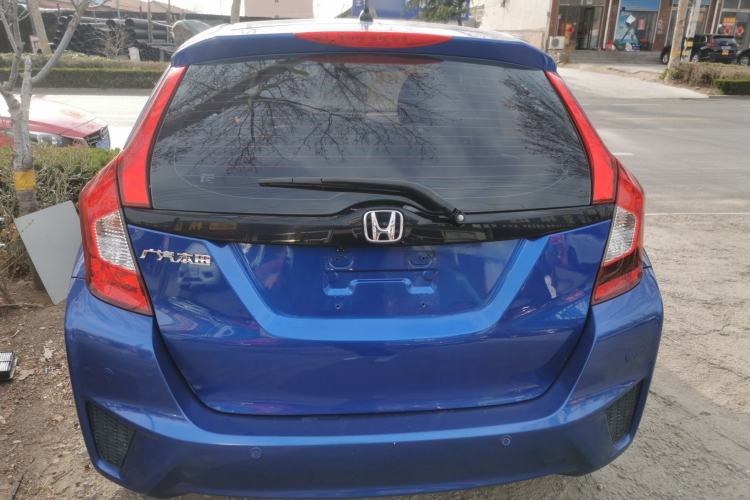 Used Honda Fit 2016 1.5L LXS CVT Comfort Sunroof Version
