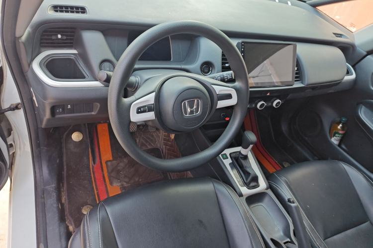 Used Honda Fit 2021 1.5L CVT Trend Edition Center Console