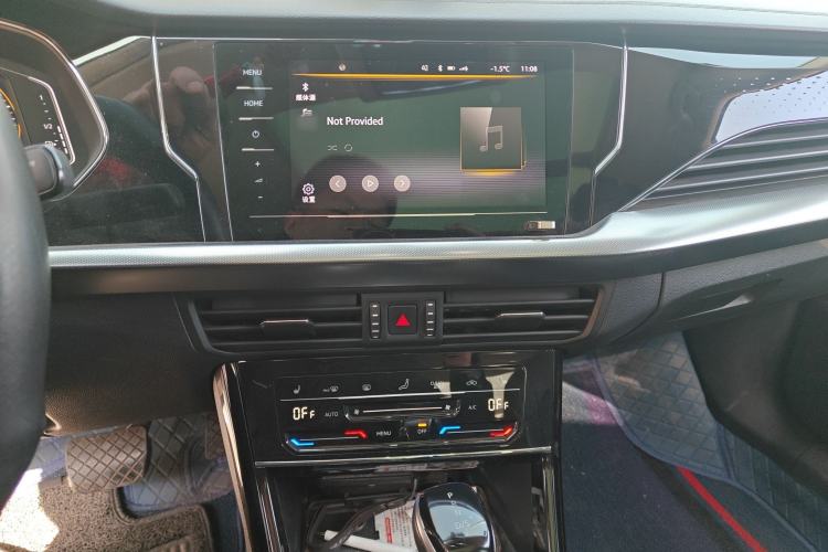 Used Volkswagen Passat 2022 330TSI Starry Elite Edition Audio And AC Panel