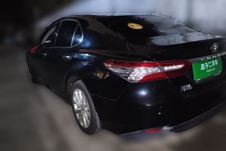 Used Toyota Camry 2018 2.0G Luxury Edition
